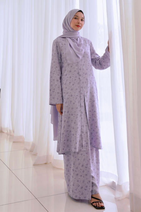 Sophia Kebarung In Lavender