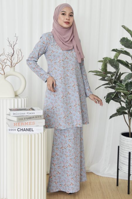 Launa Kurung In Baby Blue