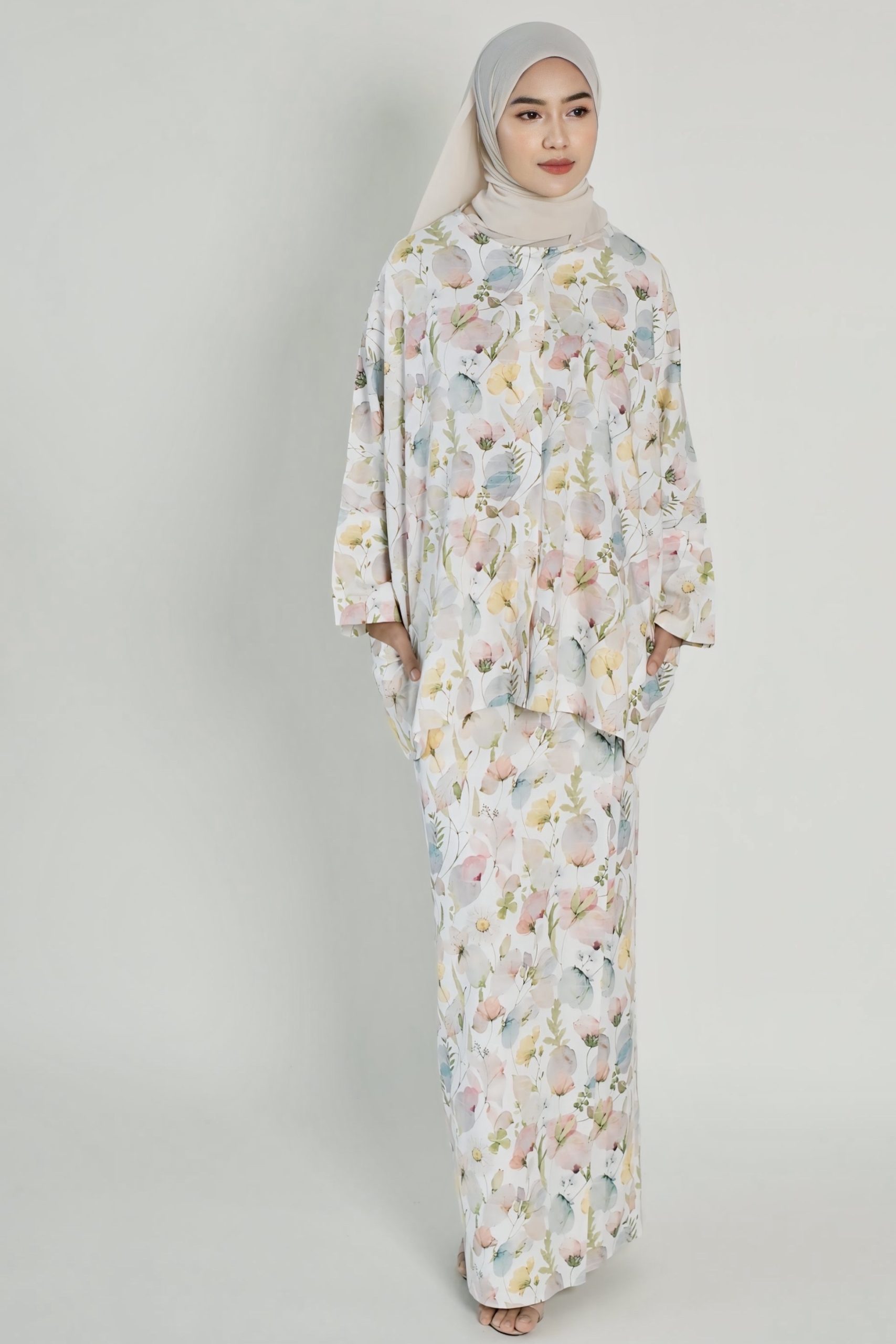 Ayra Kurung in Pink Tulip - Image 4