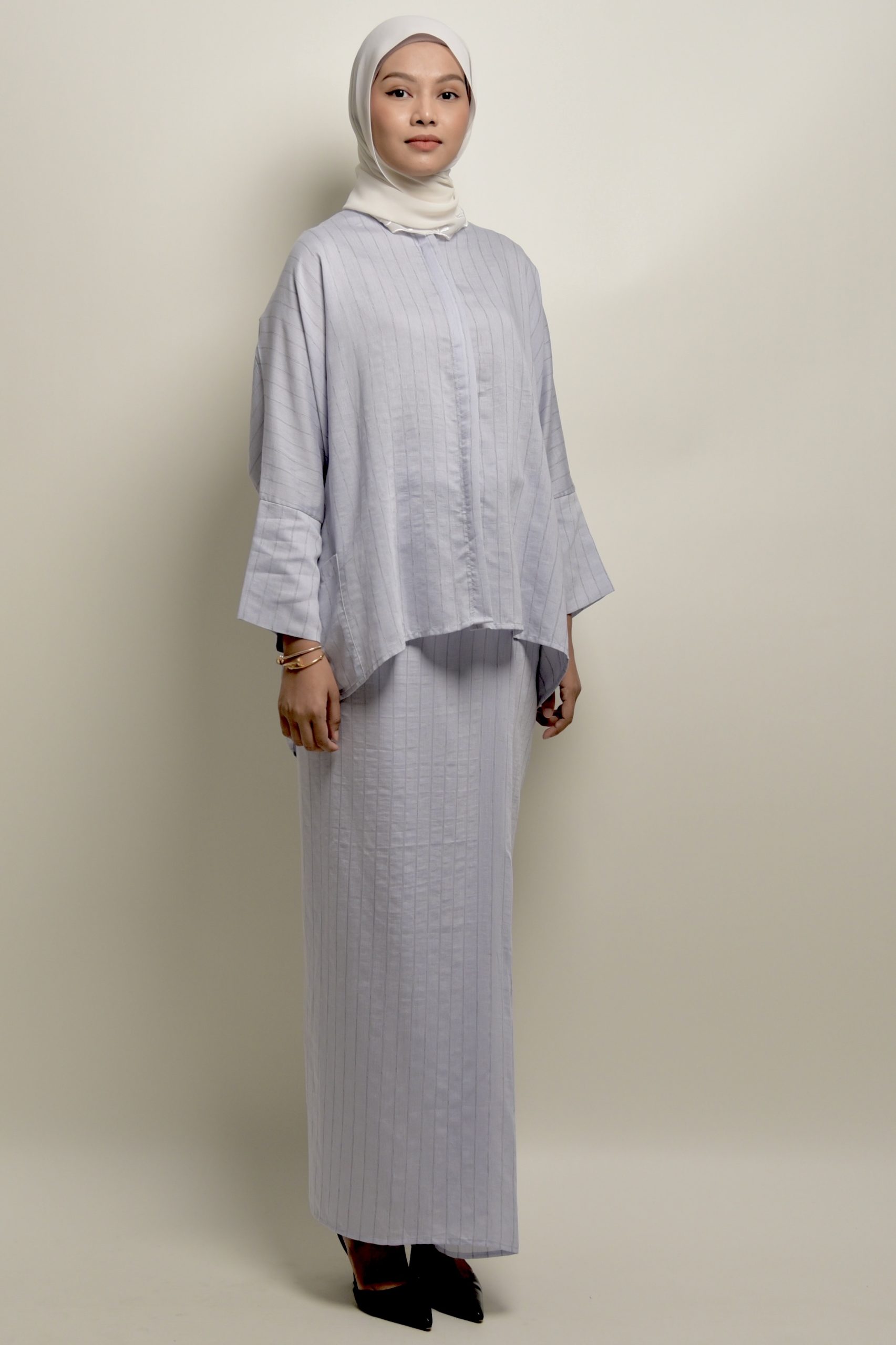 Ayra Kurung in Greyish Blue