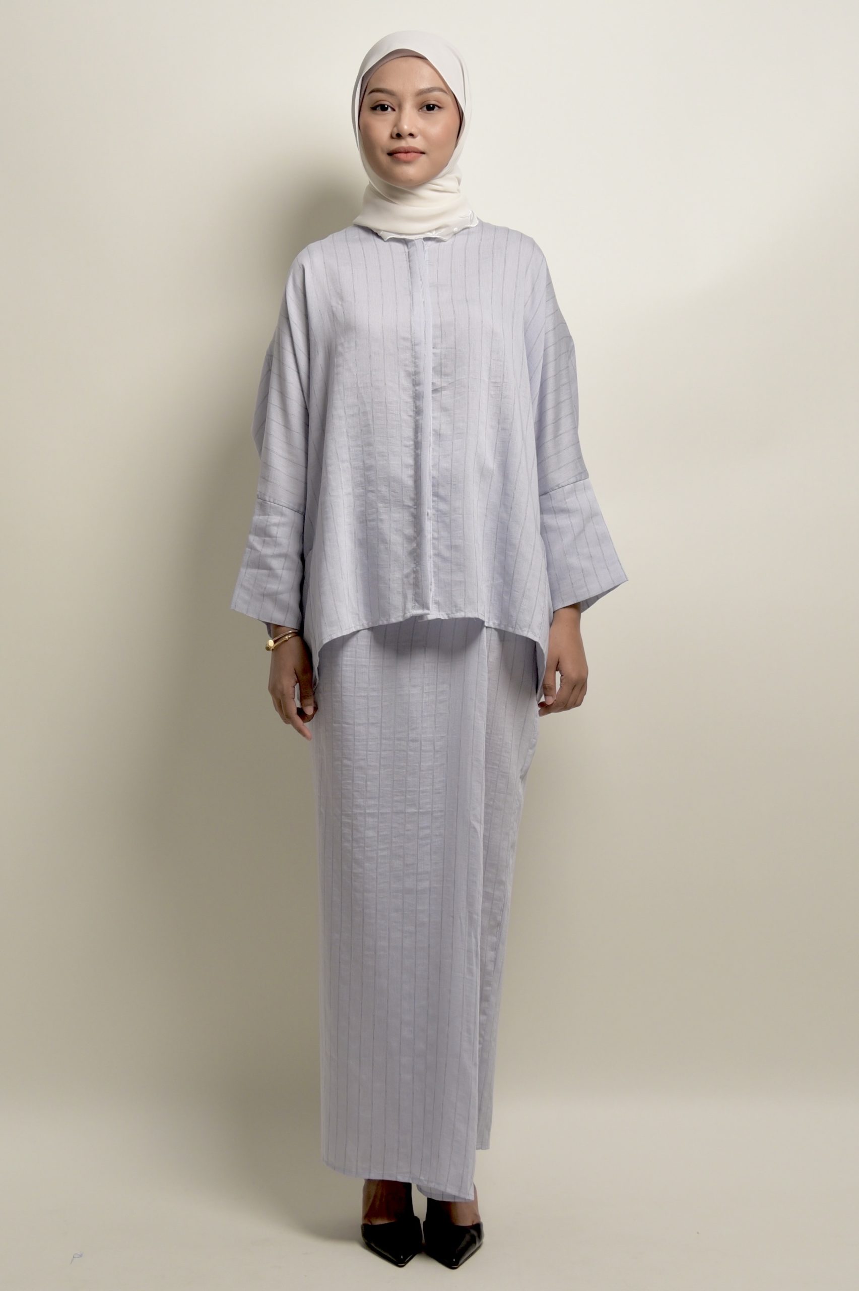 Ayra Kurung in Greyish Blue - Image 2