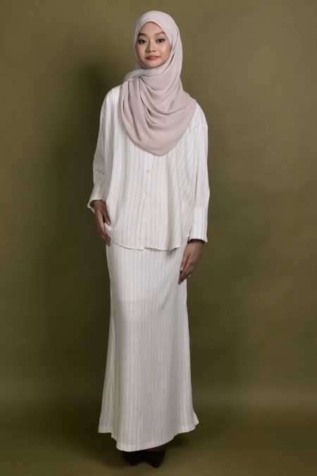 Hani Stripe Set with Skirt in Off White