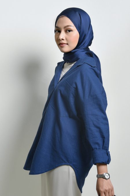 Pure Linen Blouse in Navy Blue