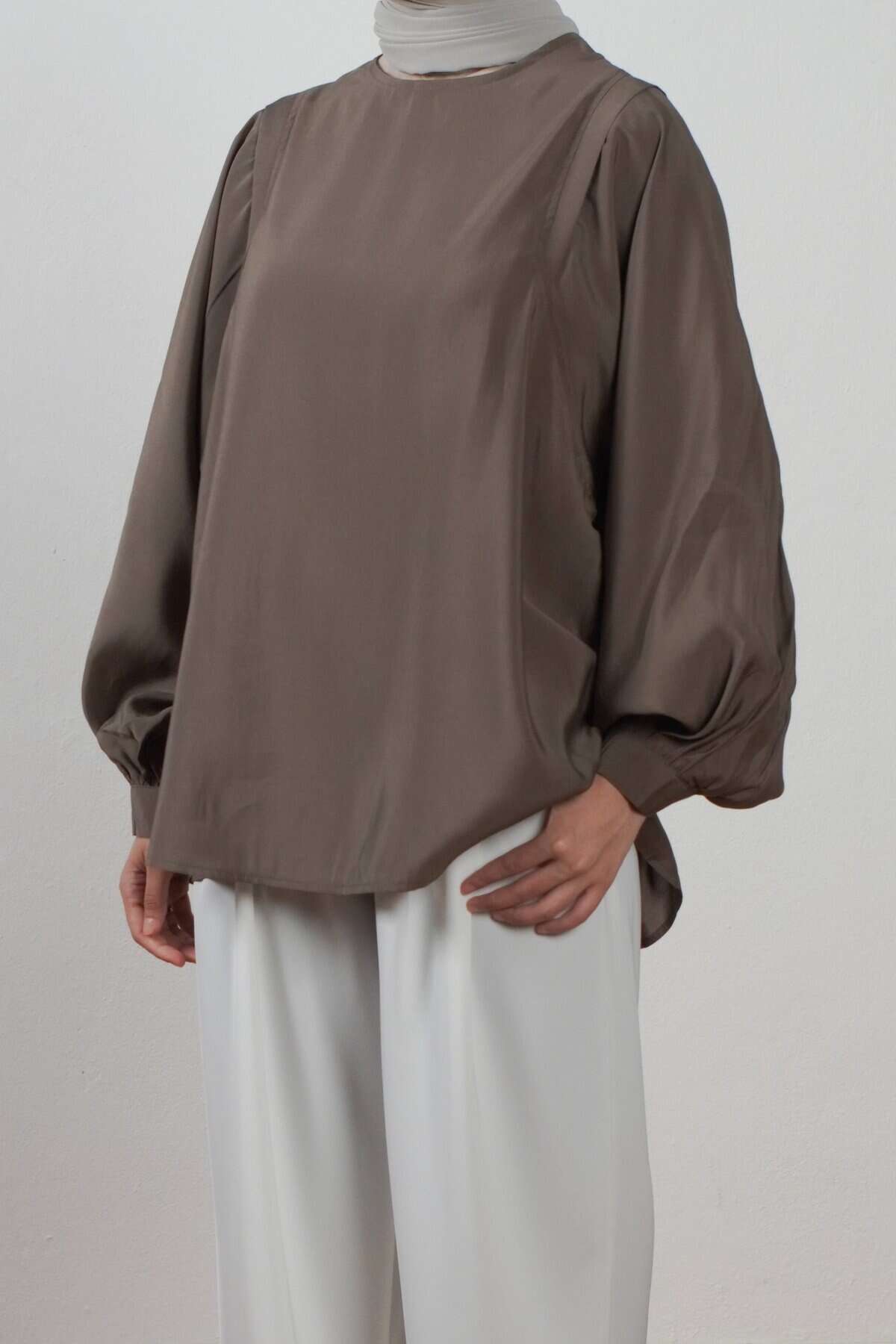 Serene Blouse - Image 16