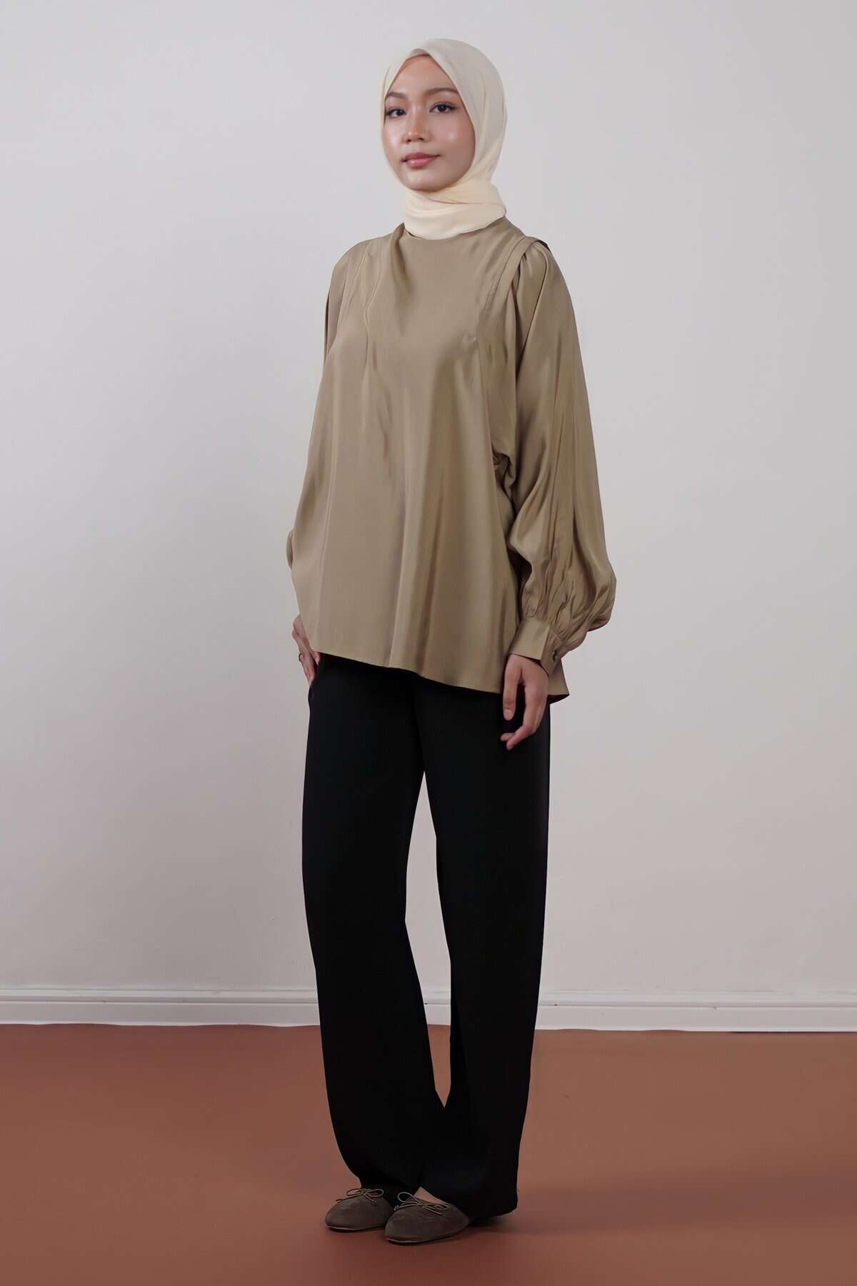 Serene Blouse - Image 11