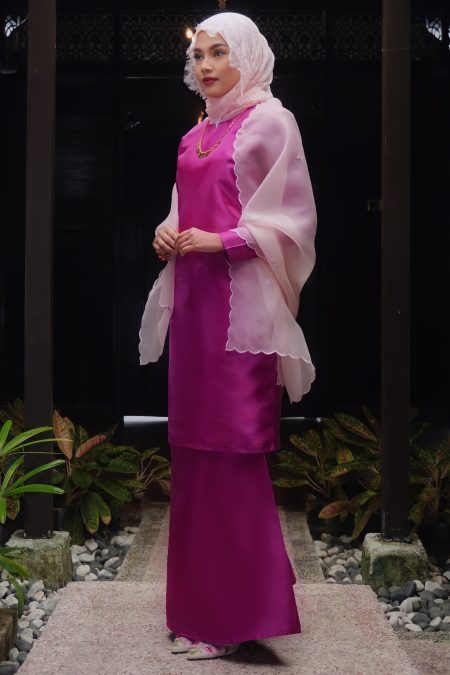 Dian Kurung in Magenta
