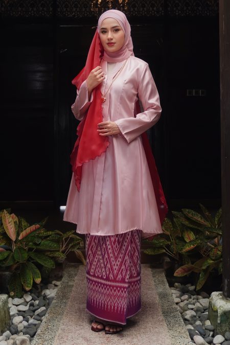 Kurung Tenun Sarong in Dusty Pink