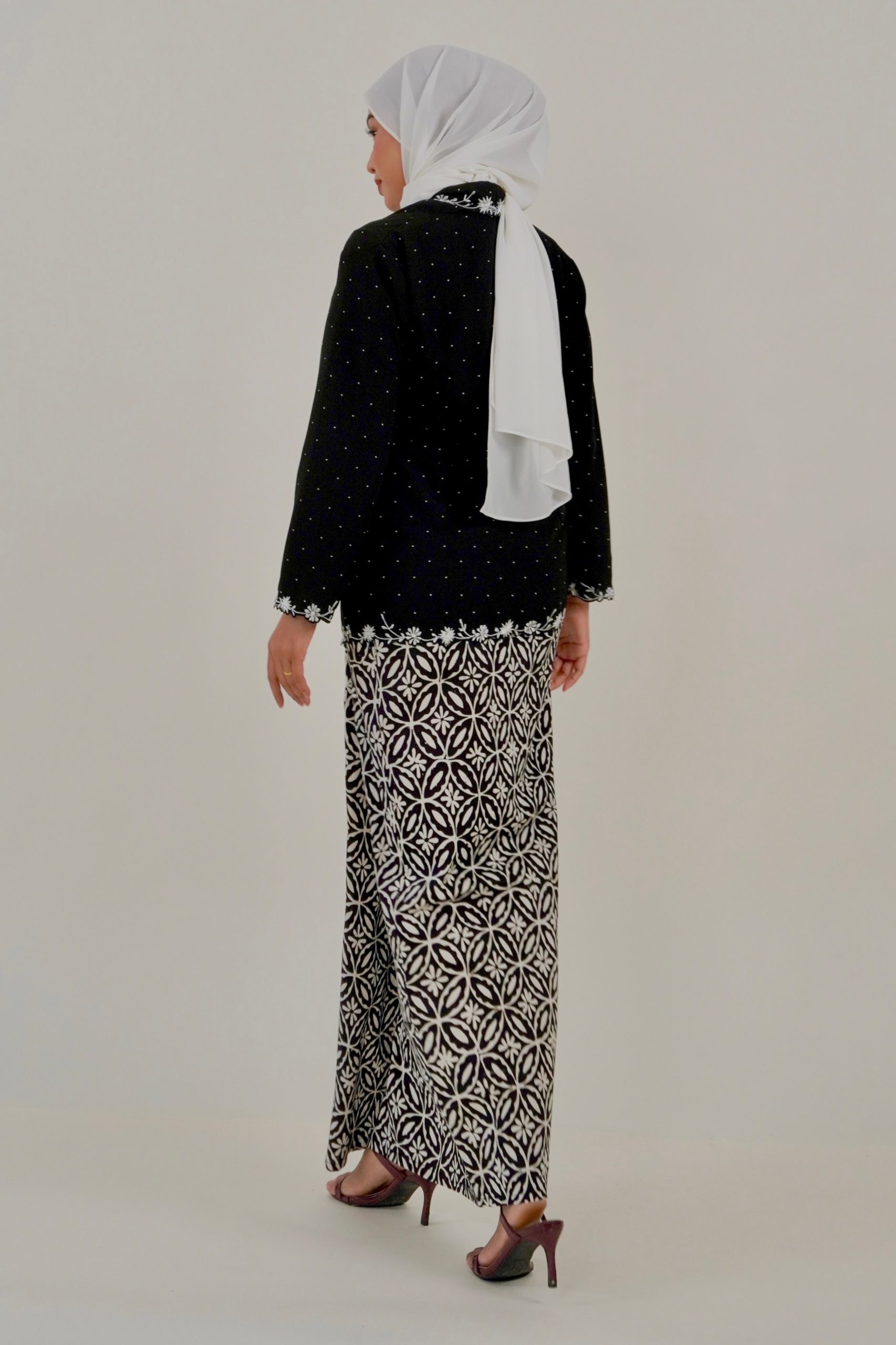 Batik Skirt in Monochrome - Image 4