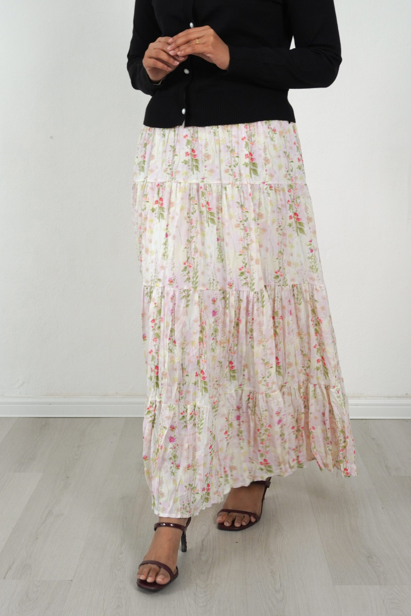 Liora Crepe Skirt - Image 6