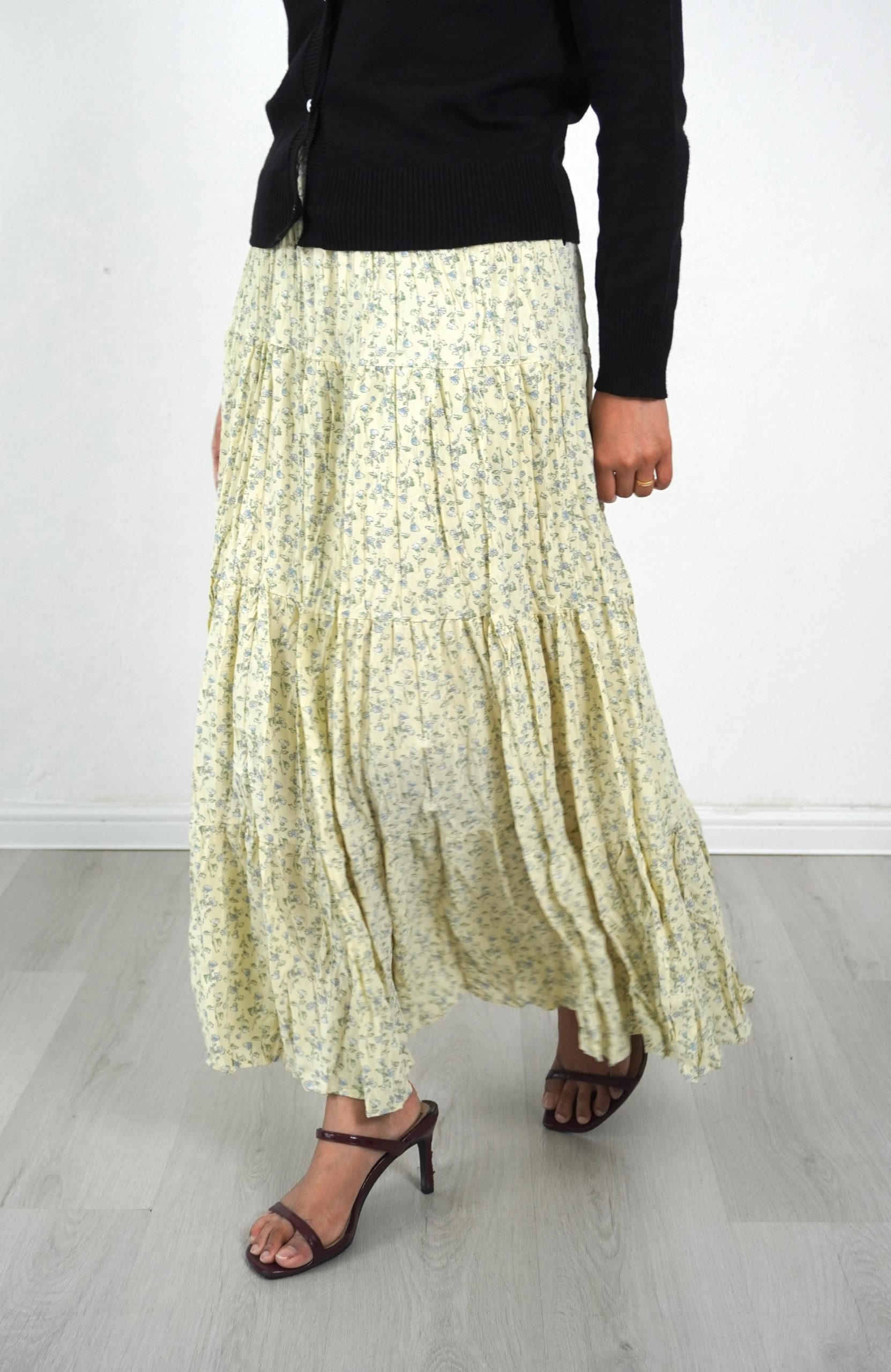 Liora Crepe Skirt - Image 3