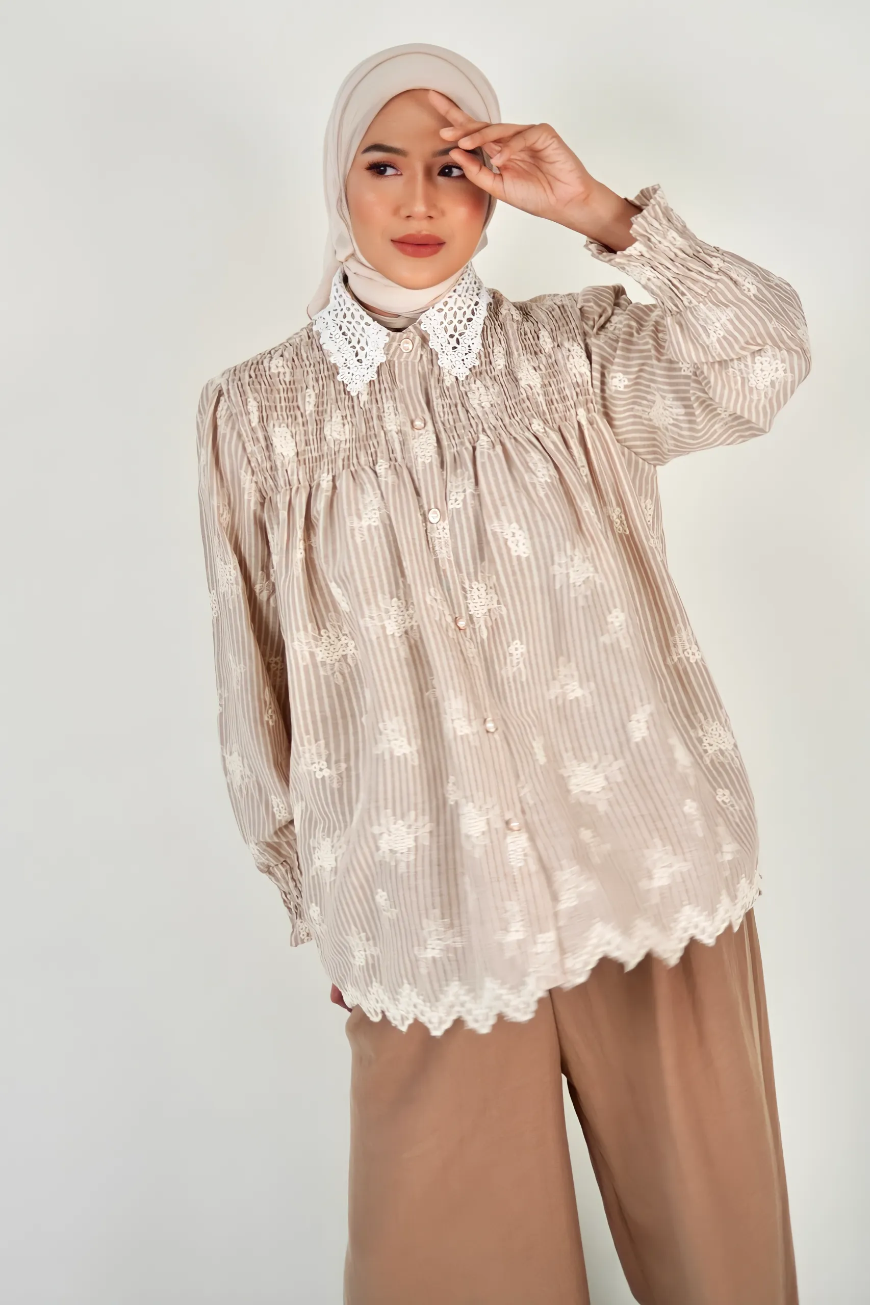 Fluer Blouse - Image 7