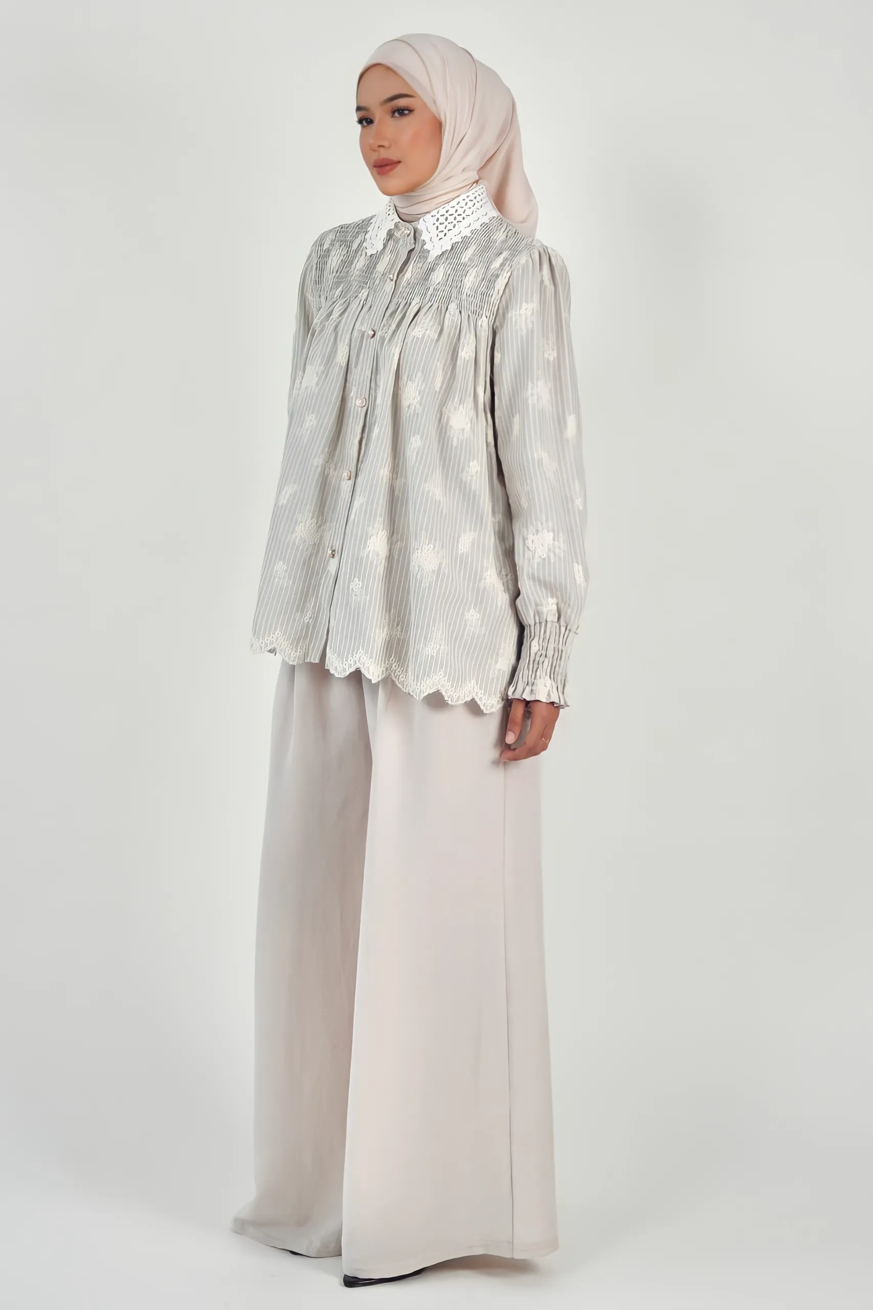 Fluer Blouse - Image 3
