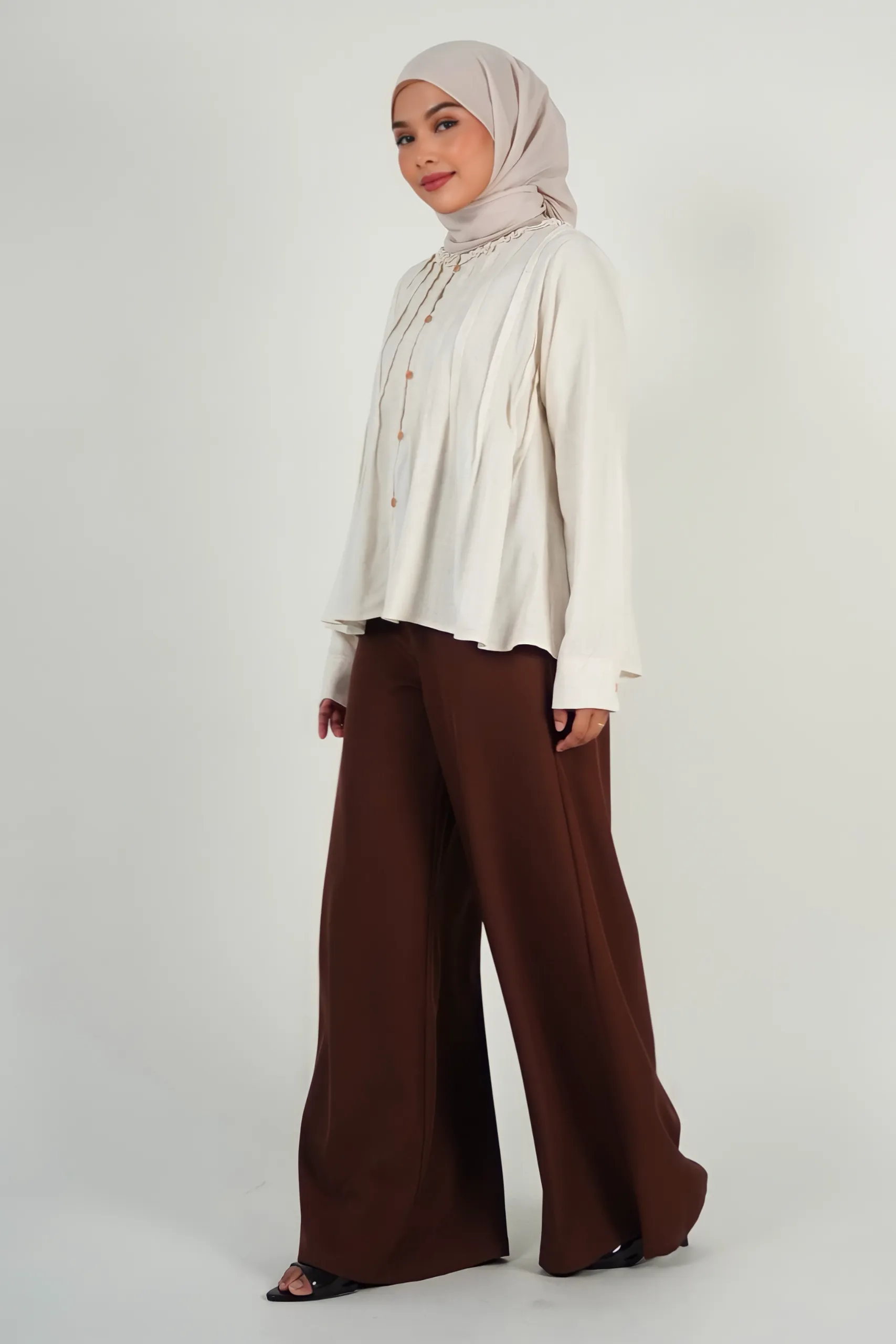 Nitta Button Blouse - Image 4