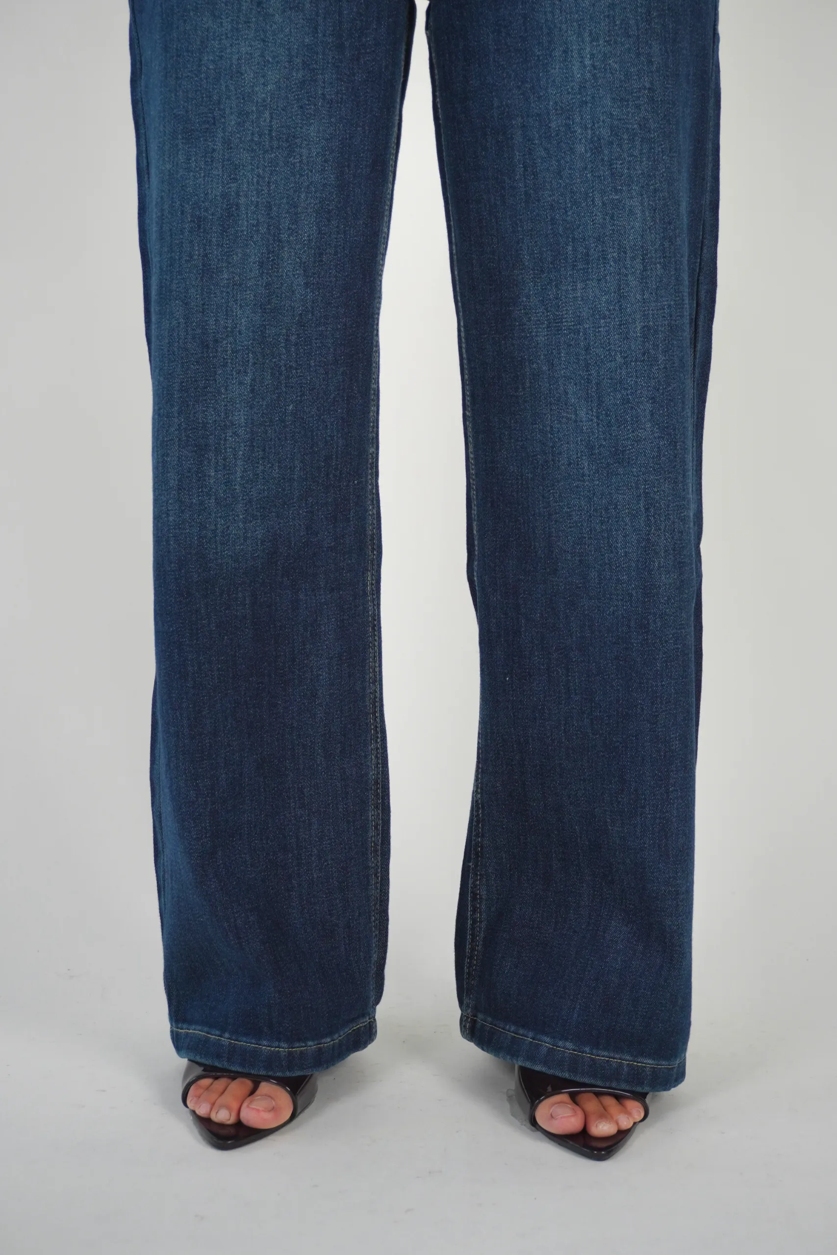 Wide Jeans - Image 9